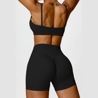 Κοντό σετ V-Top Scrunched - Μαύρο